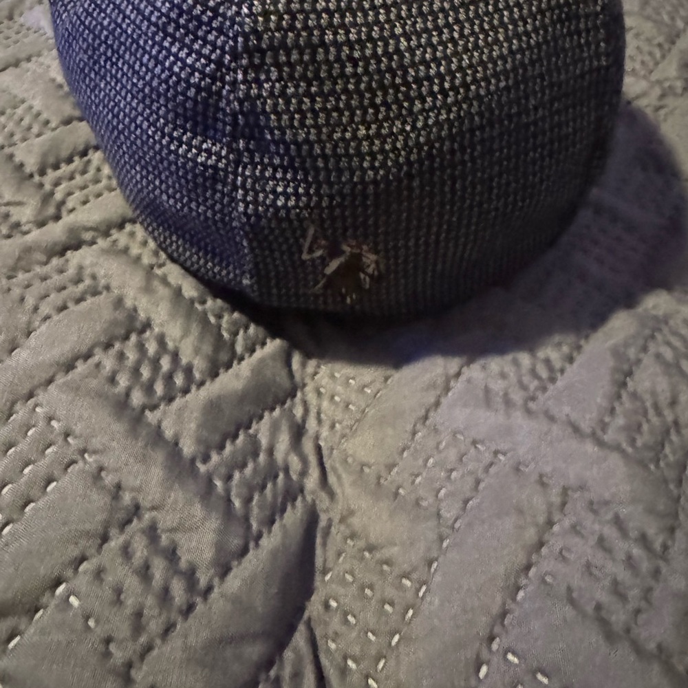 Men Hat - Picture 2 of 4